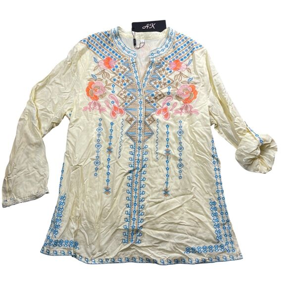 AK Large Tunic NWT Pale Yellow Embroidered Lined Roll Tab Sleeve 1/2 Button Boho - Picture 1 of 7